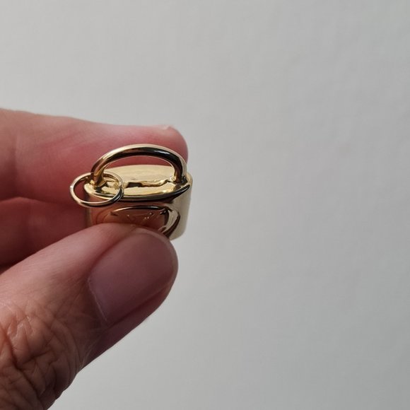 18k gold pendant with unique design - Picture 5 of 16